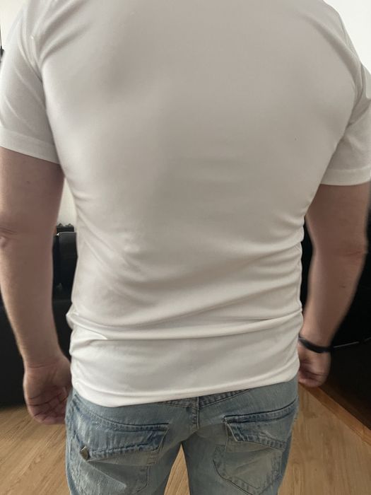 T-shirt Adidas tamanho M