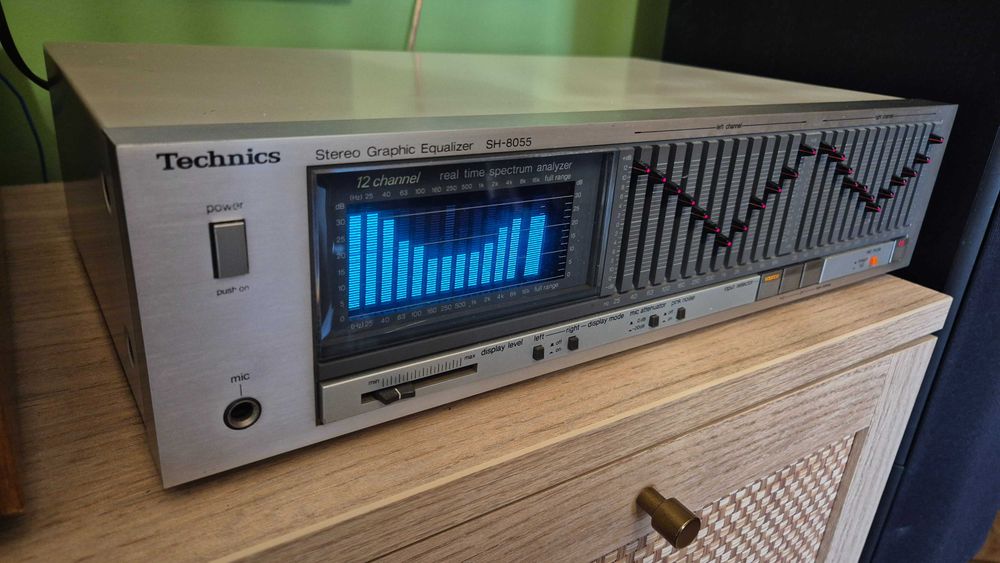 Piękny Vintage korektor Technics SH-8055 RETRO