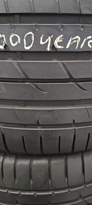 Pneus  285/35/19