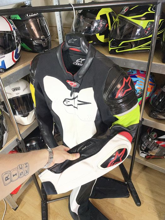 Мотокомбінезон Alpinestars Italy (Dainese Berik Ixs Icon Bmw)