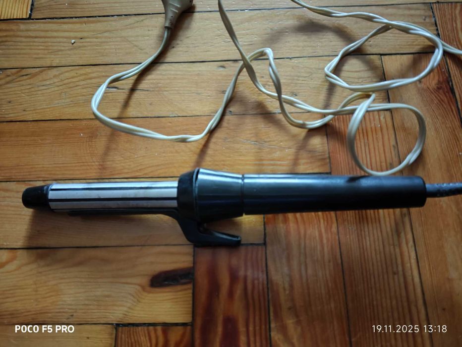 Плойка-гофре WIK Pro Line та плойка-бігуді СССР