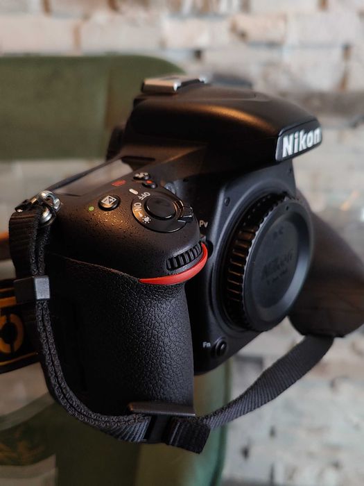 Nikon D750 + Nikkor 24-120mm 4G ED + Grip