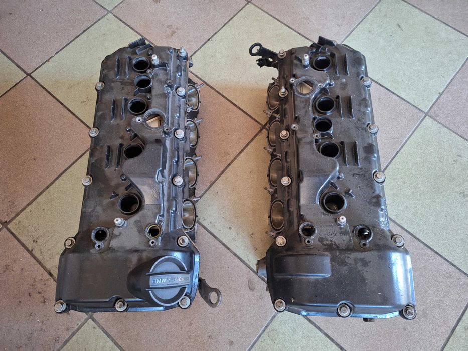 Głowica pokrywa zaworów BMW M3 E923 S65b40a 4.4 V8