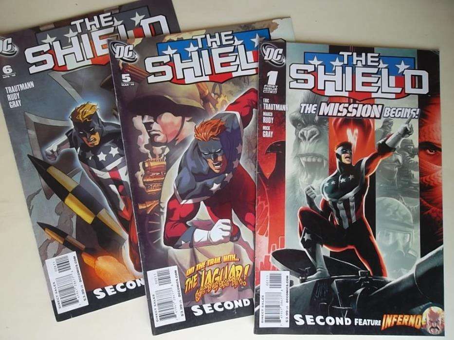 Lote 17 comics americanos
