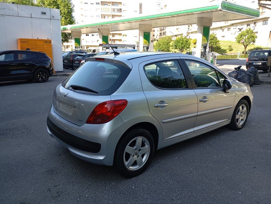 Peugeot 207 168 mil km