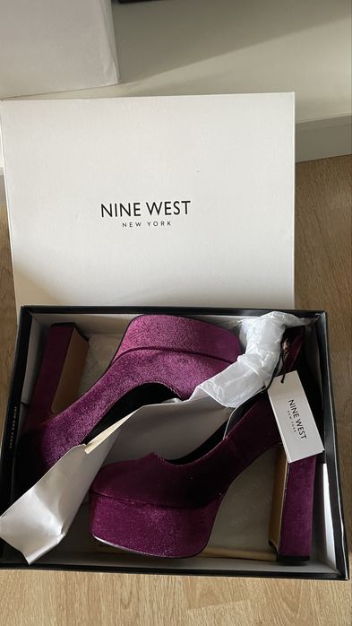 Platformy fiolet 13 cm nowe aksamitne piekne 38