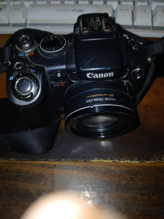 Câmera Canon Power Short