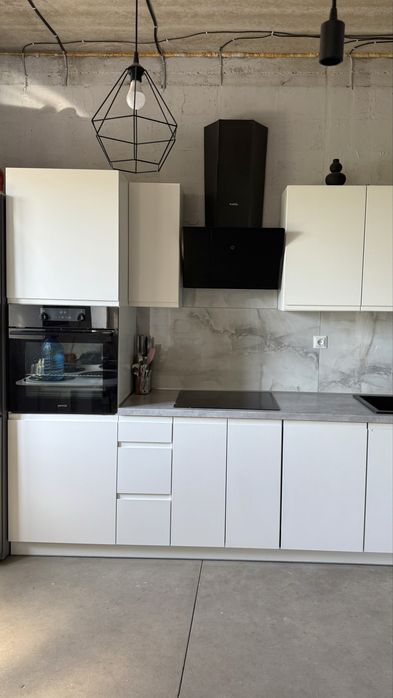 Продам кухню б/в