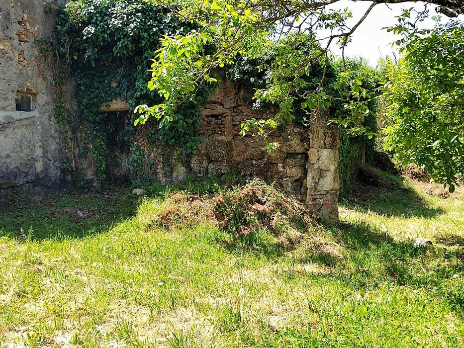 Terreno urbano edificiado.