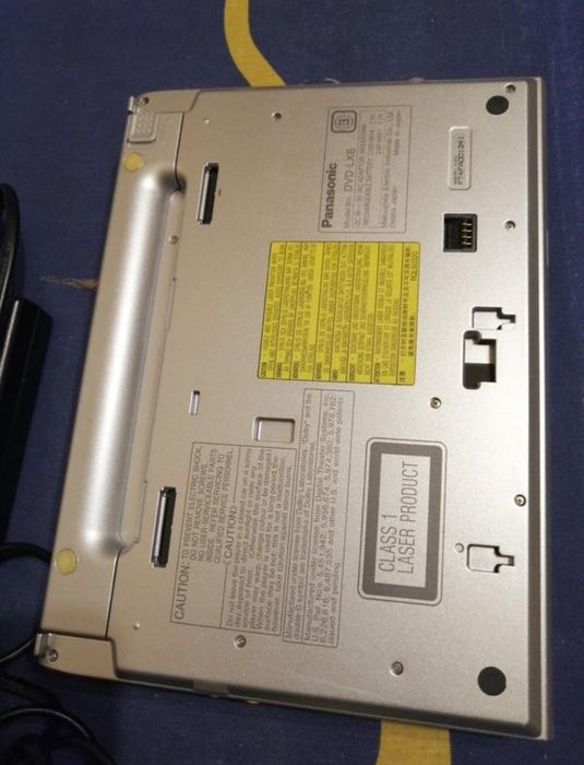 Портативний dvd/cd-плеєр Panasonic dvd-lx8.