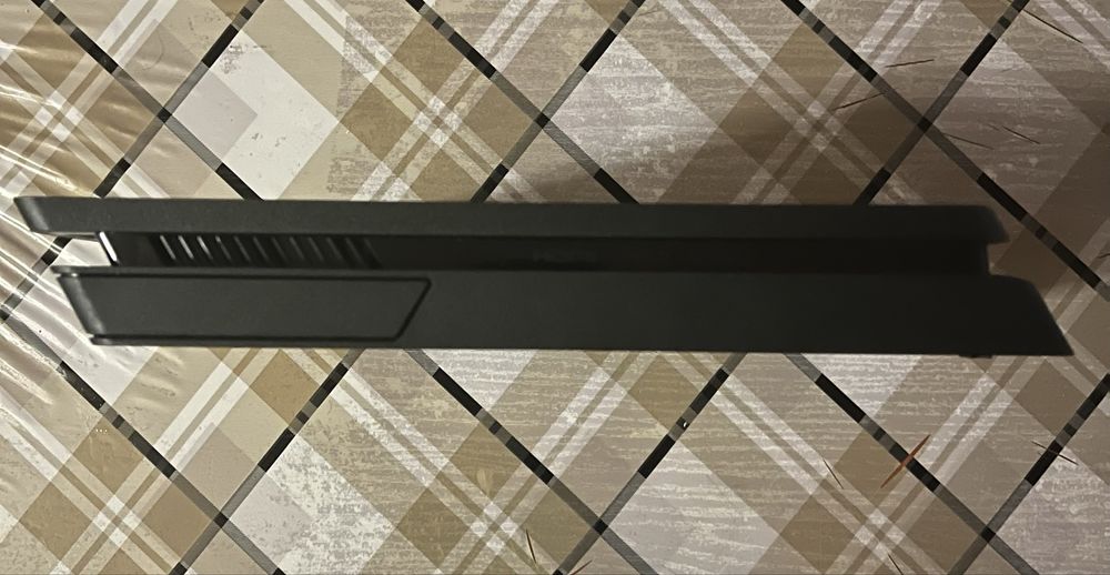 пс4 слим на 1 тб с двумя джойстиками