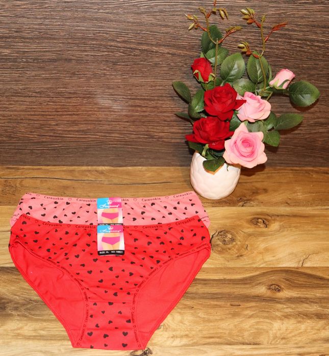 Majtki Damskie Serduszka Komplet 2sztuki XL 1-21