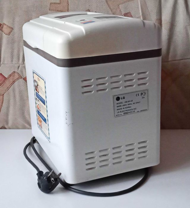 Хлебопечка LG HB-201JE  660 Вт, 900 гр