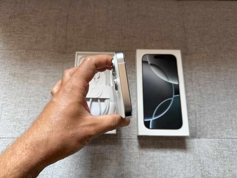  Apple iPhone 16 Pro Max 256GB White Titanium I Bateria 94% I Komplet