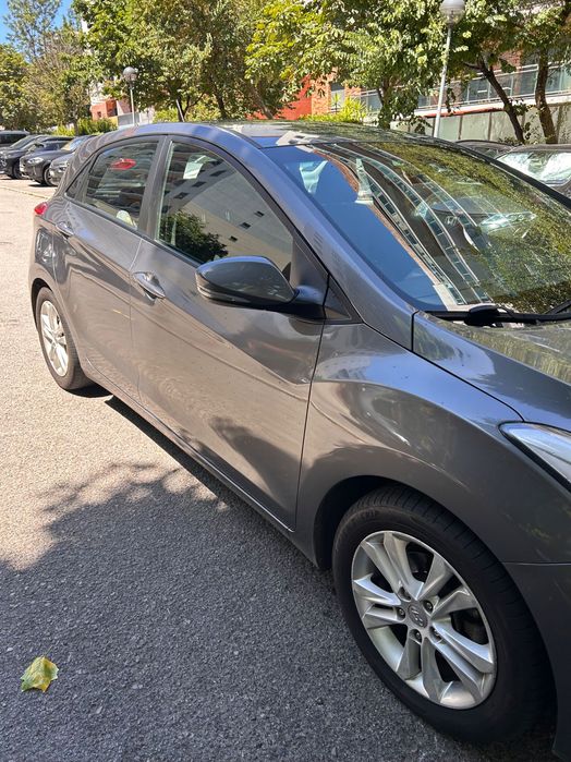 Hyundai i30- 1.6