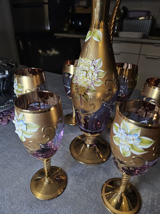 Conjunto de 6 copos e garrafa