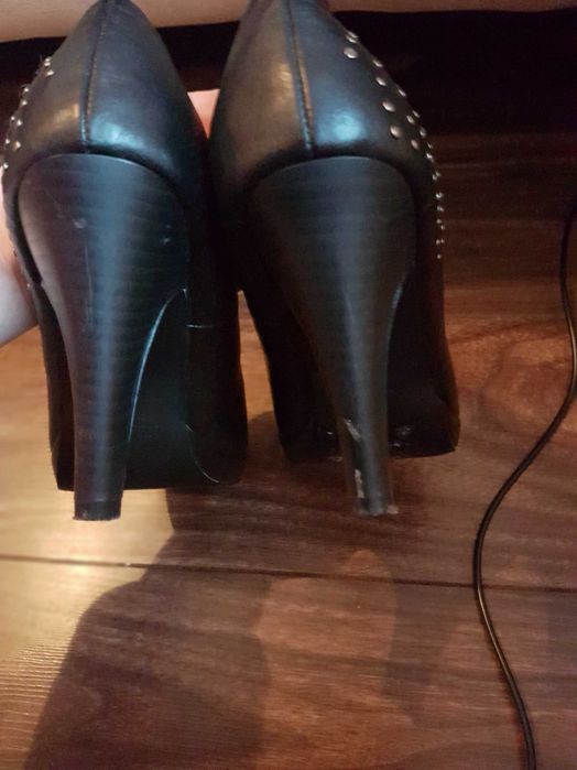 buty damskie na obcasie