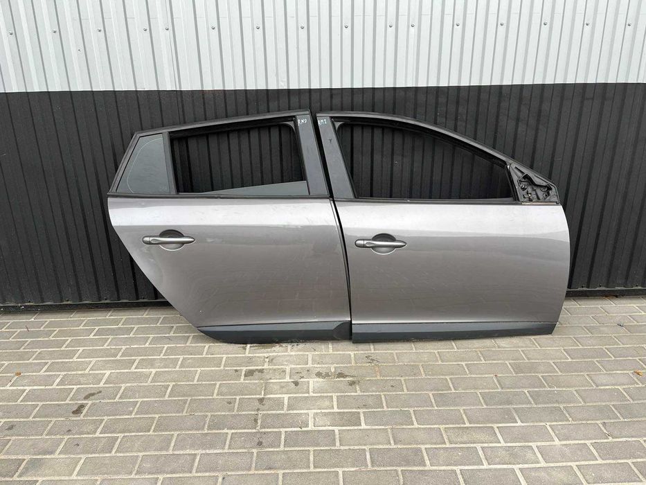 Дверка передня права Renault Megane 3 (2009-2015) TEKNG