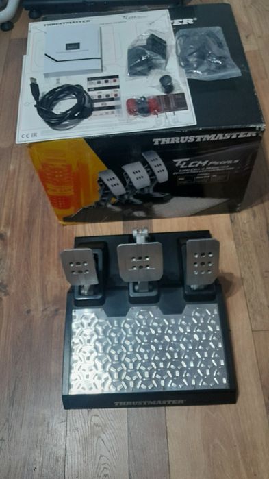 Manipulatory Thrustmaster TLCM