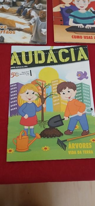 Três revistas Audácia de 2014 e 2017