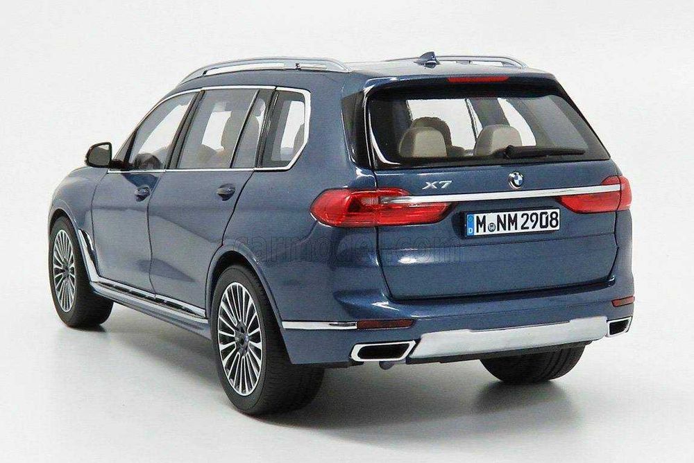 BMW X7 масштаб 1:18 от Norev, БМВ Х7 на подарок или в коллекцию