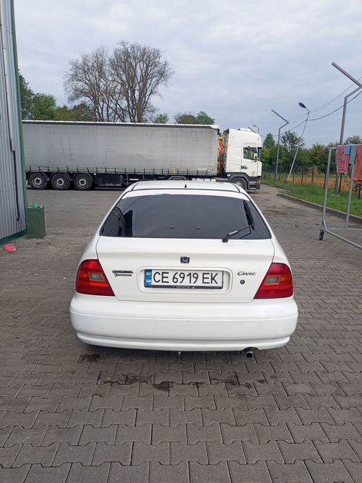 Продам хонду сівік 2000без торгу