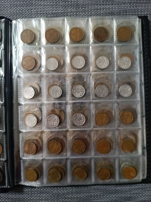 Escudos em notas e moedas para colecionadores