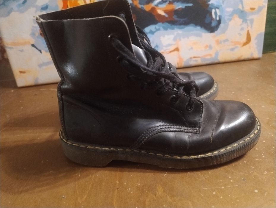 Dr. Martens 1460 8-eye czarne skórzane glany r. 38 (UK 5)