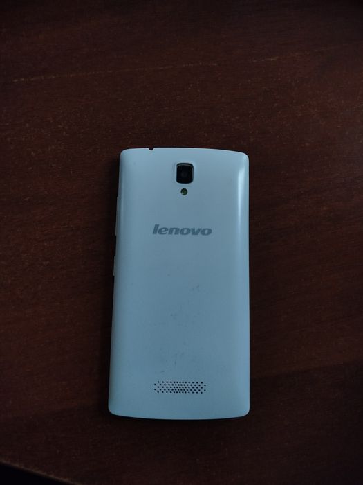 Телефон Lenovo A 2010.