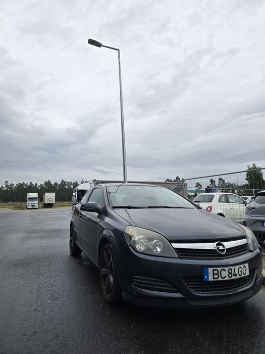 Opel Astra GTC 1.7