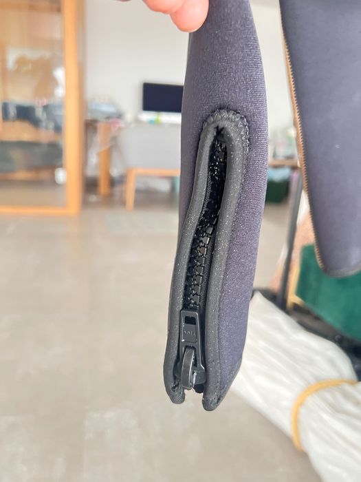 Fato de surf. 5mm. SLINX. Novo