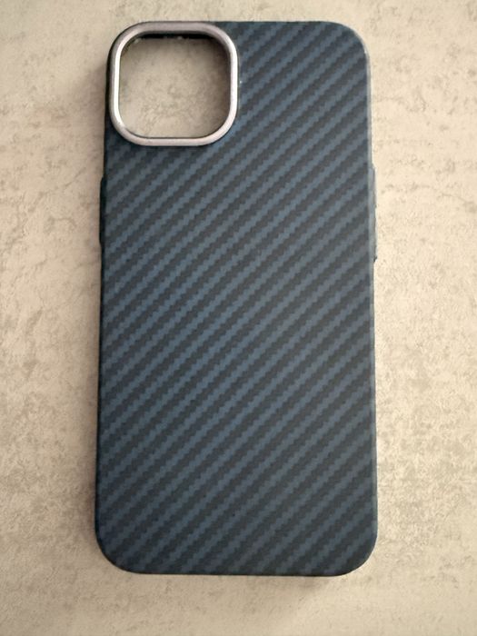 Capa iphone 13 como nova  marca reborn