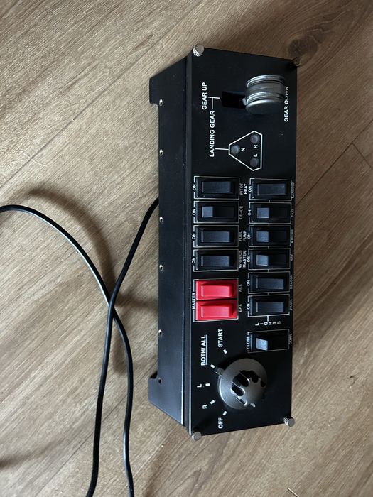 Saitek flight panel flight simulator