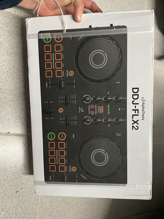 Pioneer ddj flx2 nova (acompanha caixa)