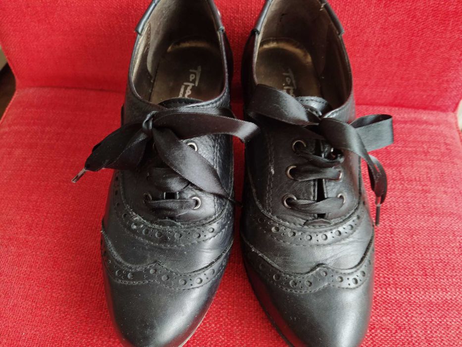 Sapato senhora preto em pele n.35 fita cetim fabrico português