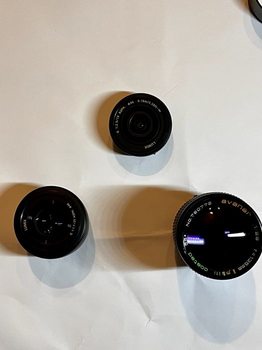 Продаю коплект камеру olypmus omd 10 mark 2