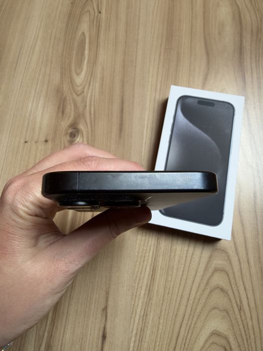 Iphone 15 pro stan bdb