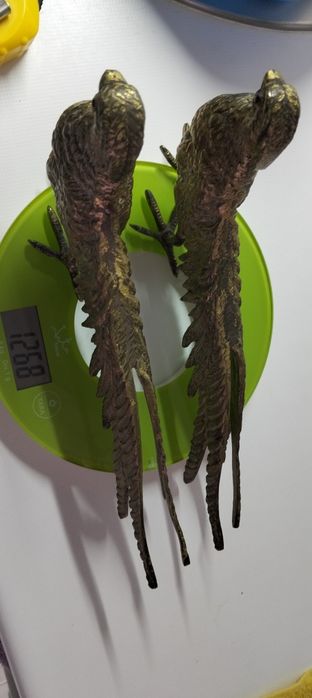 Para venda dois pavões em latão