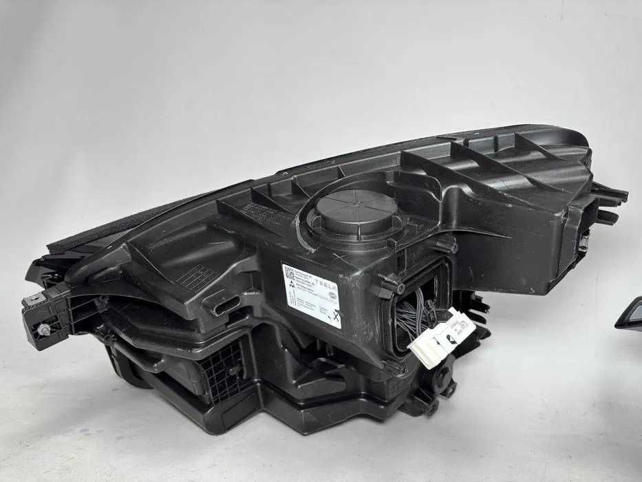 Фара передня права Tesla Model Y Juniper 2025+