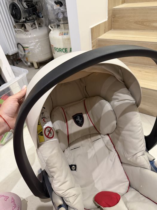 Автокрісло cybex ferrari