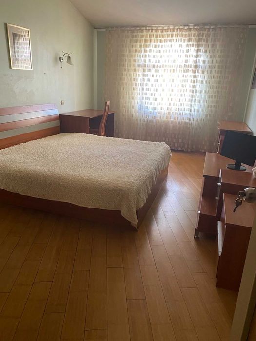 Сдается 2-х уровневая кв-ра в Центре, Дерибасовская, для айтишников