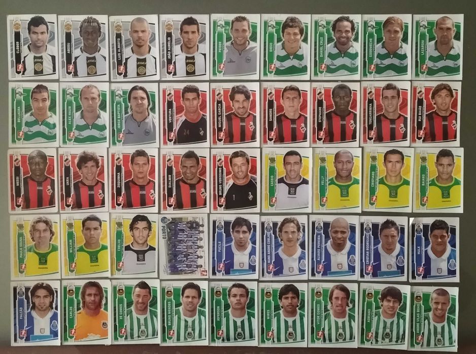 Lotes de Cromos "Futebol 2009/10" (listas nas últimas fotos)