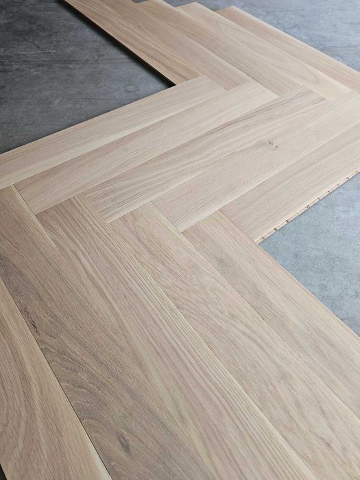 Jodełka klasyczna dąb biały olej 11x70x490 (37 m2)