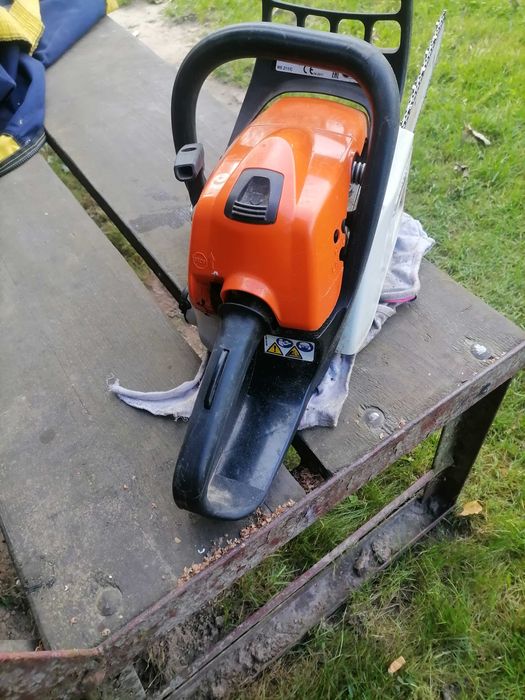 Piła motorowa model 211