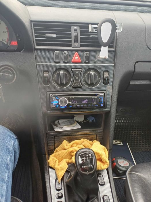 Para venda mercedes c 220