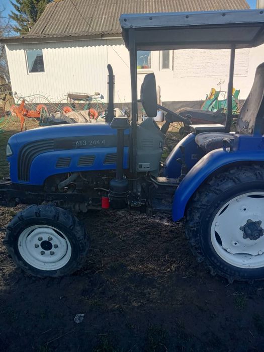 Мінітрактор ДТЗ 244.4