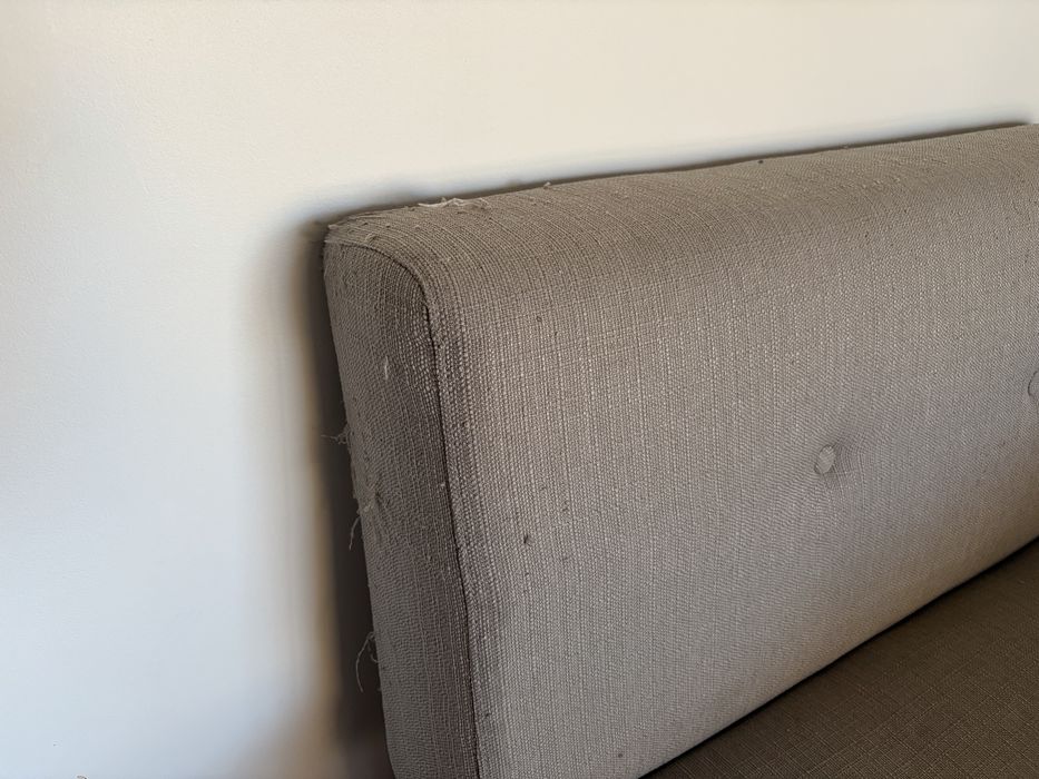 sofá-cama com braços