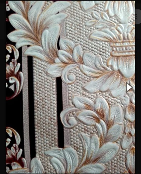 Обои виниловые рельефные на бумажной основе.