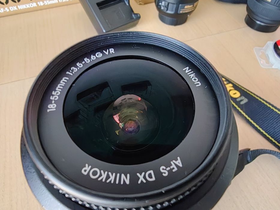 Nikon D5100 + nikkor 18-55mm+nikkor 35 1.8G+sigma 10-20mm