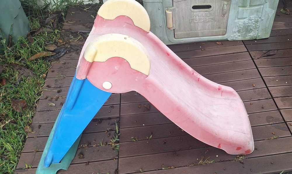 Casa brincar e escorrega de jardim